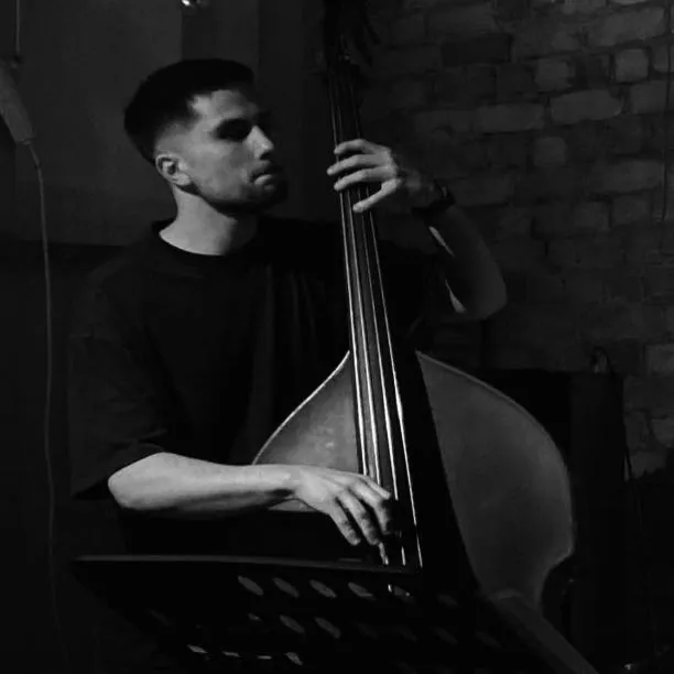 Markus Matisons, basģitāras skolotājs, Rīga