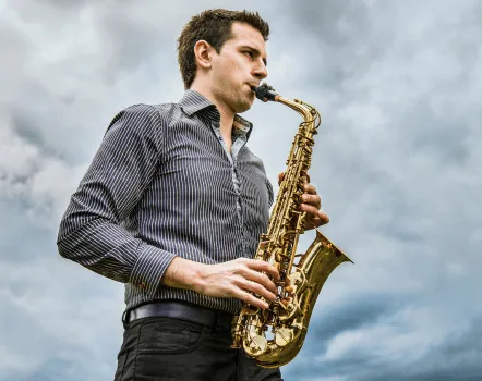 Private one-to-one saxophone lessons in Riga with expert teachers, tailored to your skill level and personal goals.
